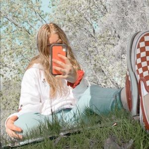 Meet your Posher, Abagail